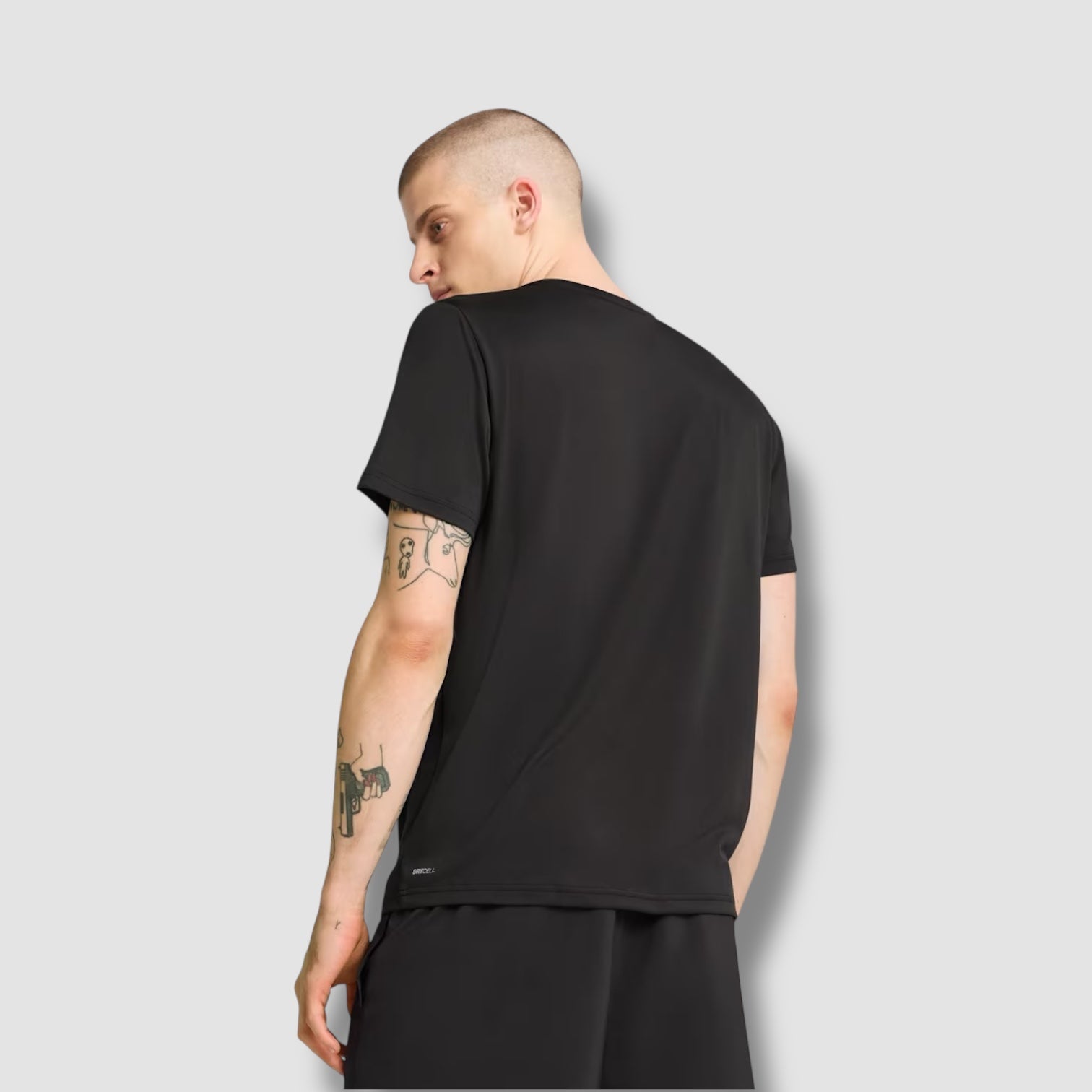 M TAD ESSENTIALS LEFT CHEST LOGO TEE